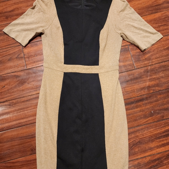 Trina Turk Elegant Black and Tan Colorblock Dress - Picture 8 of 10